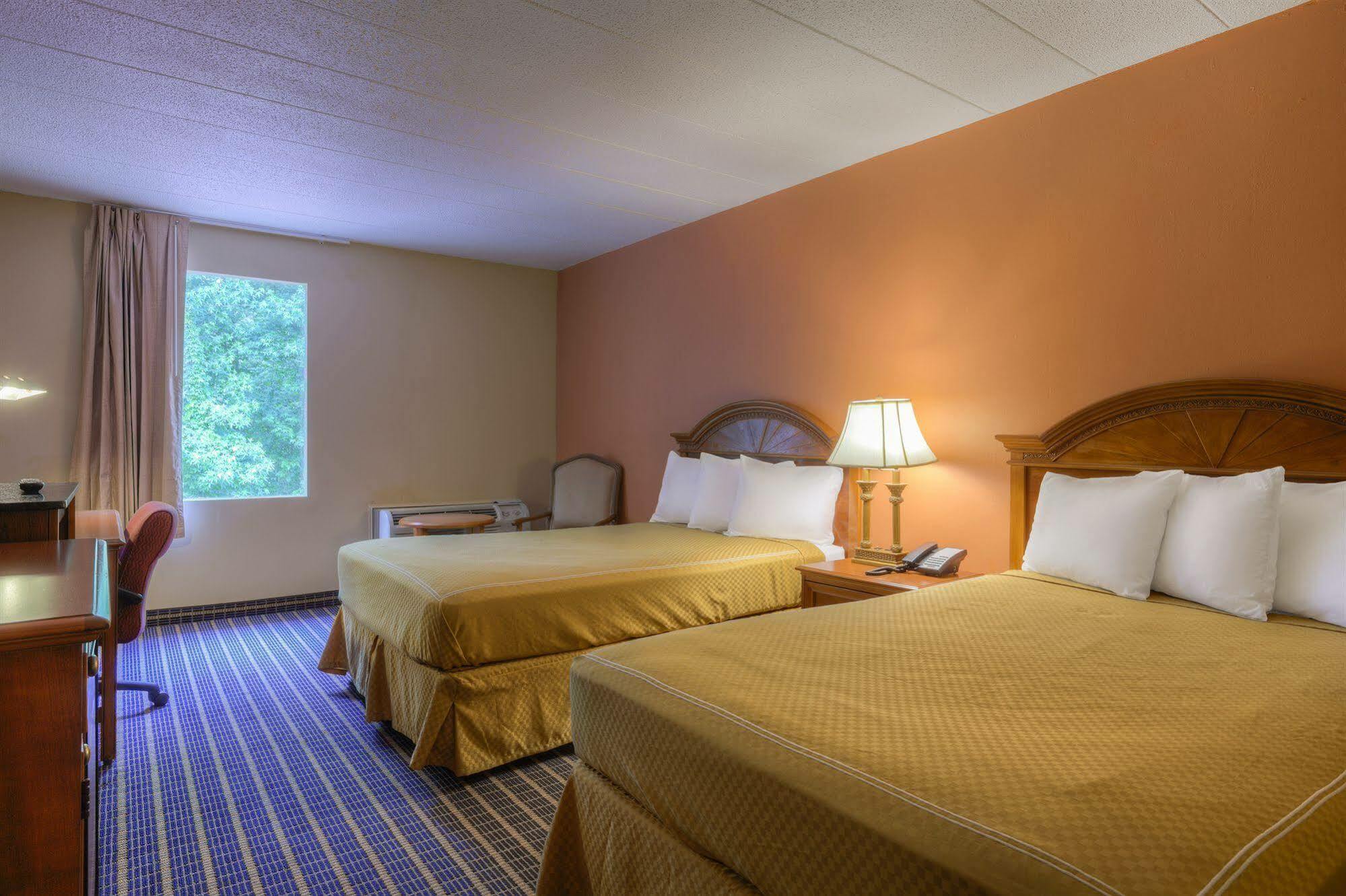אנדרסון Rodeway Inn מראה חיצוני תמונה